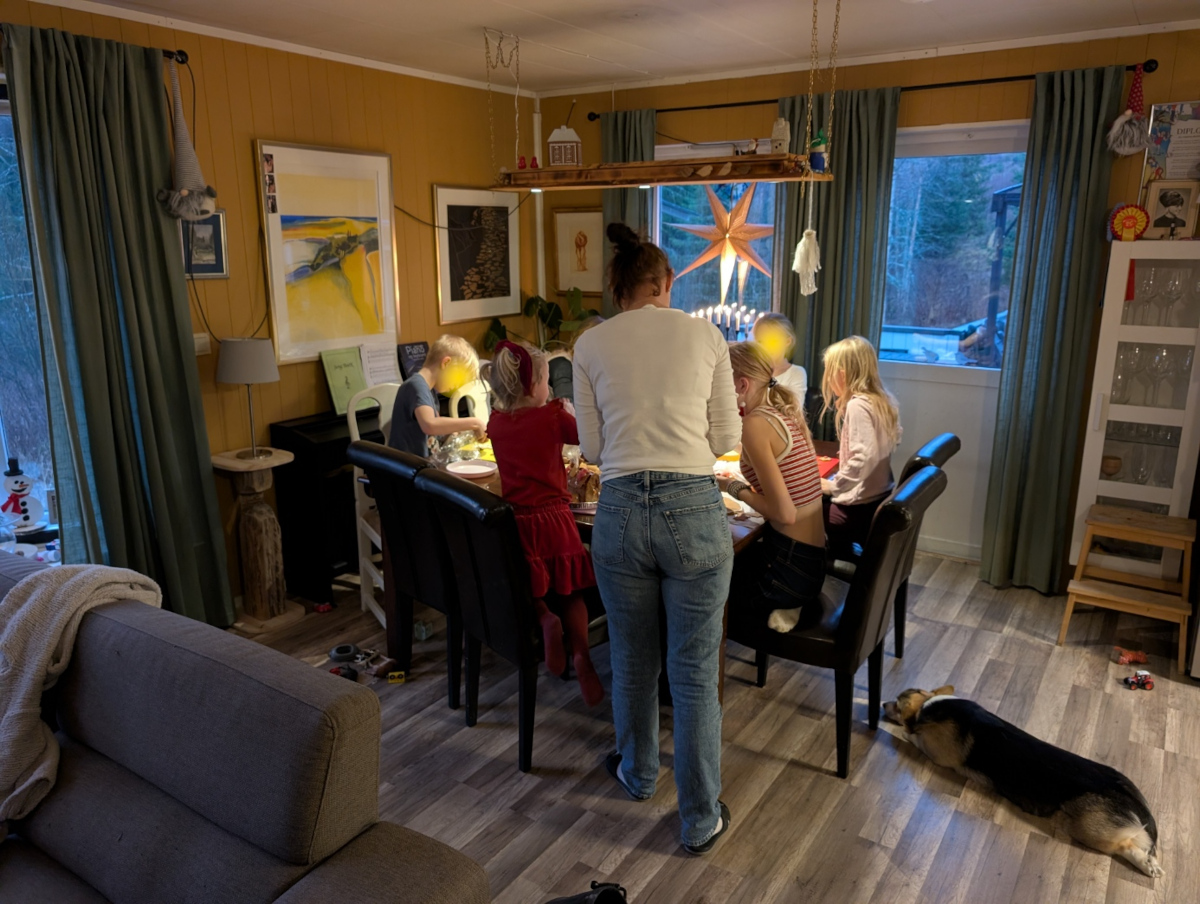 Barnebarna & pepperkakebakedag