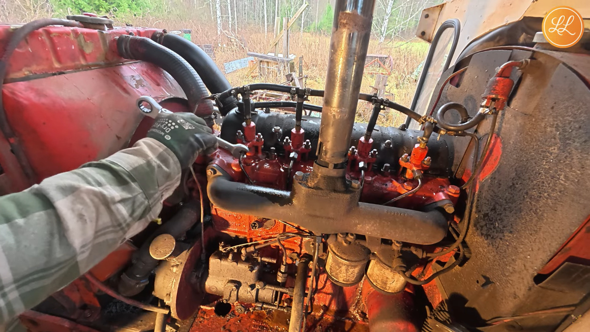 Lekkasje i dyserør David Brown 995 synchro