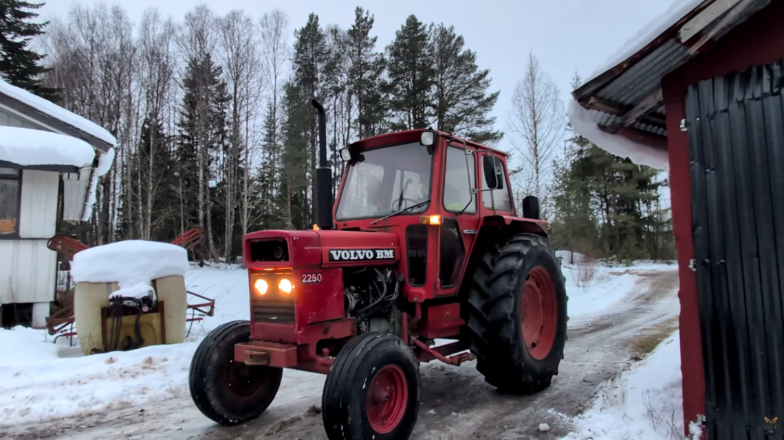 VolvoBM 2250 ankommer @LindaLandet